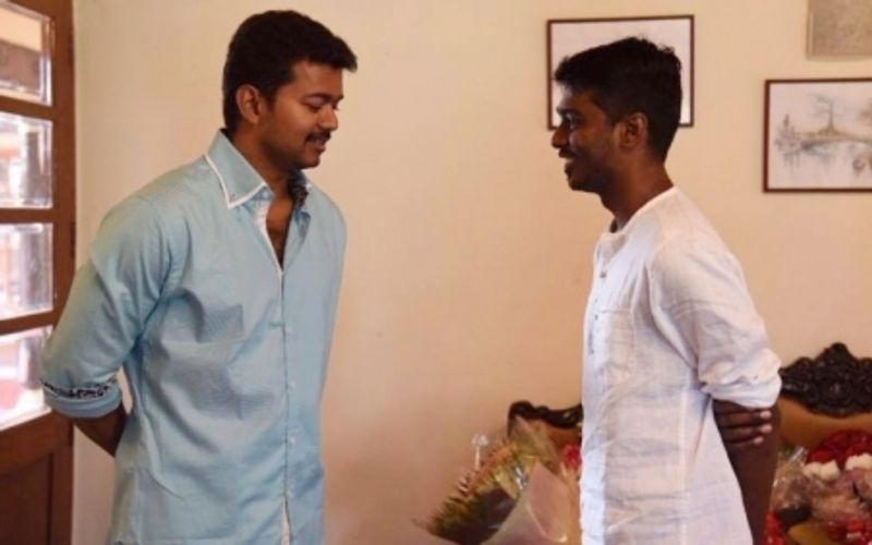 தளபதியை மிடுக்கான போலீஸ் அதிகாரியாக பார்க்க வேண்டும் என்ற ரசிகர்களின் ஆசையை ஏற்கனவே ‘தெறி’ படம் மூலம் நிறைவேற்றிய அட்லி, அவர்களுடைய அடுத்த ஆசையையும் சரியாக புரிந்து கொண்டார். 