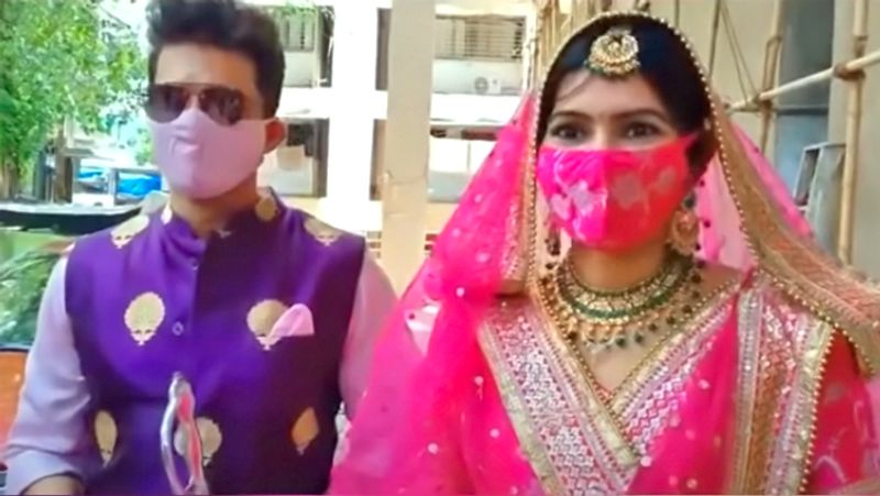 संगीता चौहान की पर्सनल लाइफ की बात करें तो उनकी पहली शादी चिराग शाह से हुई थी। हालांकि 3 साल पहले यानी 2017 में उनके पति घर से गायब हो गए थे।