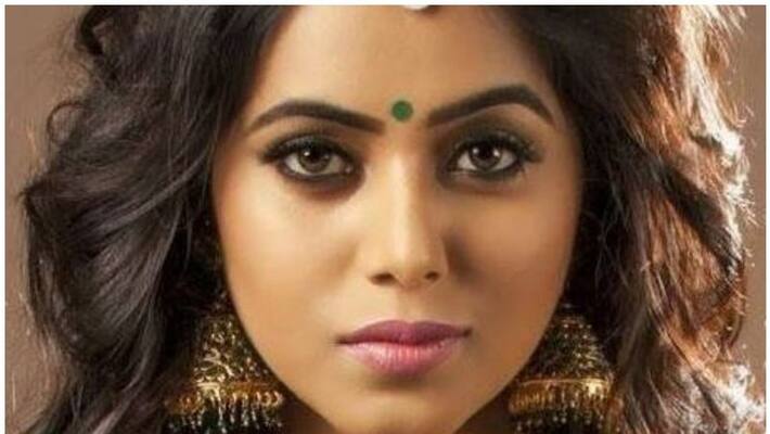 Police to interrogate producer in black mail case Police to interrogate producer in black mail case