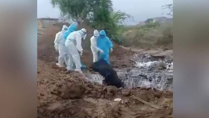 video of covid 19 patients funeral in ballari video of covid 19 patients funeral in ballari