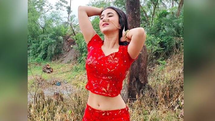 Monami Ghosh shares a good news with her YouTube family BAD Monami Ghosh shares a good news with her YouTube family BAD