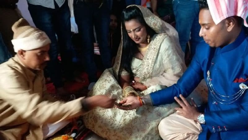 Ranchi wedding, pictures related to the wedding of international archers Deepika Kumari and Atanu Das kpa