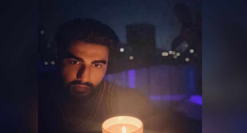కరణ్ జోహర్ షోలో పాల్గొన్న అర్జున్ కపూర్, తాను సెక్స్ కోసం తిండి కూడా మానుకుంటానని చెప్పాడు.