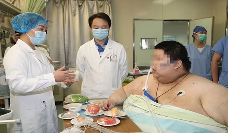 chinese man gained 101 kg weight in just 5 months staying home during lockdown kph