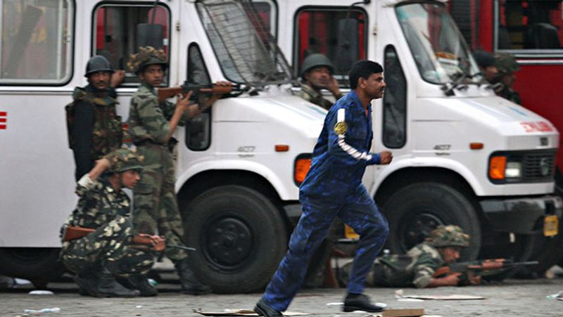 Case of bomb blast threat in Mumbais Hotel Taj kpa