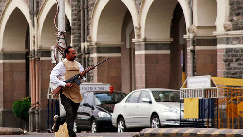 Case of bomb blast threat in Mumbais Hotel Taj kpa