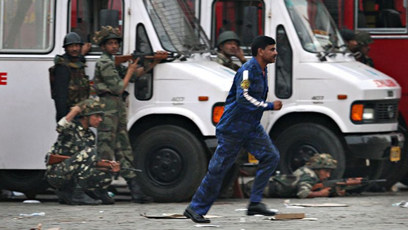 Case of bomb blast threat in Mumbais Hotel Taj kpa