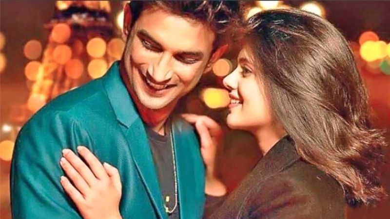 লকডাউনে তা পিছিয়ে যায়।য তখনও পর্যন্ত সঞ্জনার মনে বলিউড এক স্বপ্নের শহর। কয়েক দিনের মধ্যেই যে বদলে যাবে সবটাই তা তিনি বুঝতেও পারেননি।