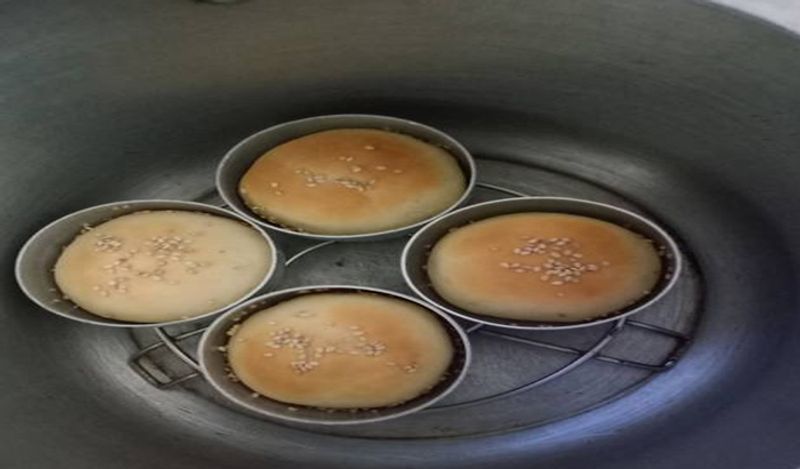 bake bread by this simple trick at home kph