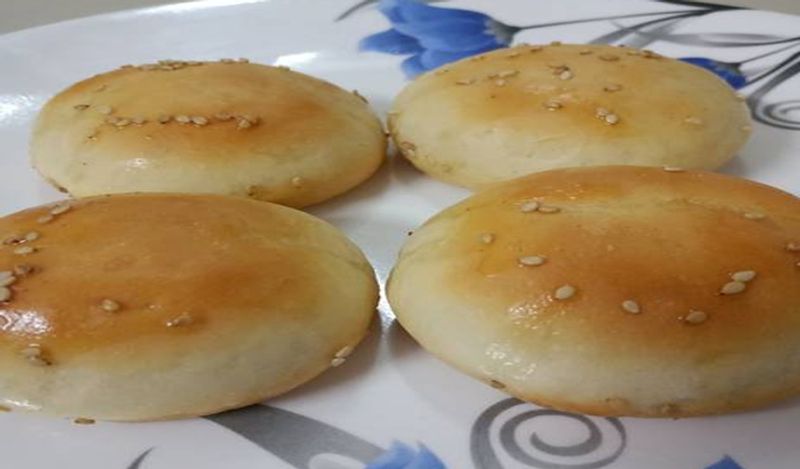 bake bread by this simple trick at home kph