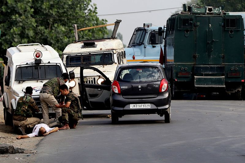 CRPF rescues 3-year old innocent in Sopore Kashmir kpn