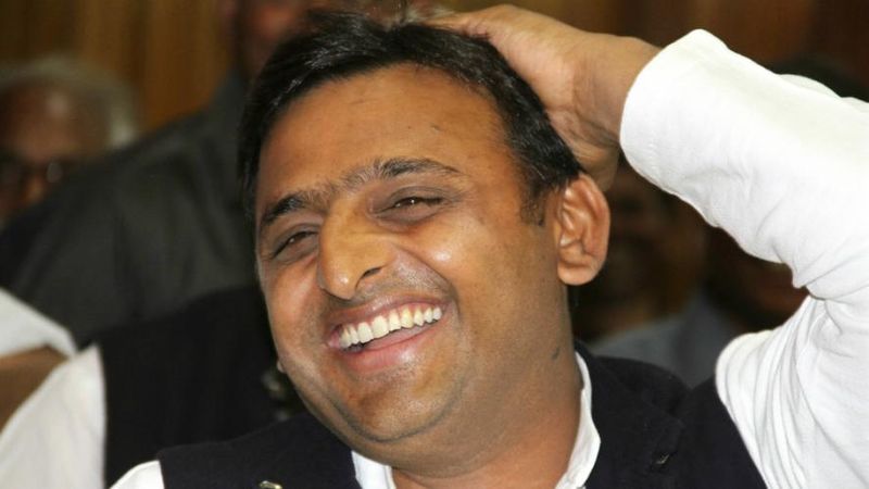 ex CM Akhilesh Yadav birthday celebrated with simplicity wife Dimple Yadav made this special appeal to people kpl
