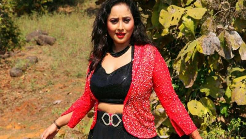 সম্প্রতি তিনি নিজের ইনস্টা প্রোফাইলে একটি পোস্ট করেছেন এবং সেখানেই তার অবসাদের সমস্ত কথা তুলে ধরেছেন। 