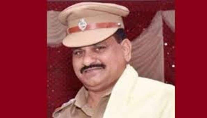 Sathankulam Doctors report that police inspector Sridhar has left arm paralyzed.!