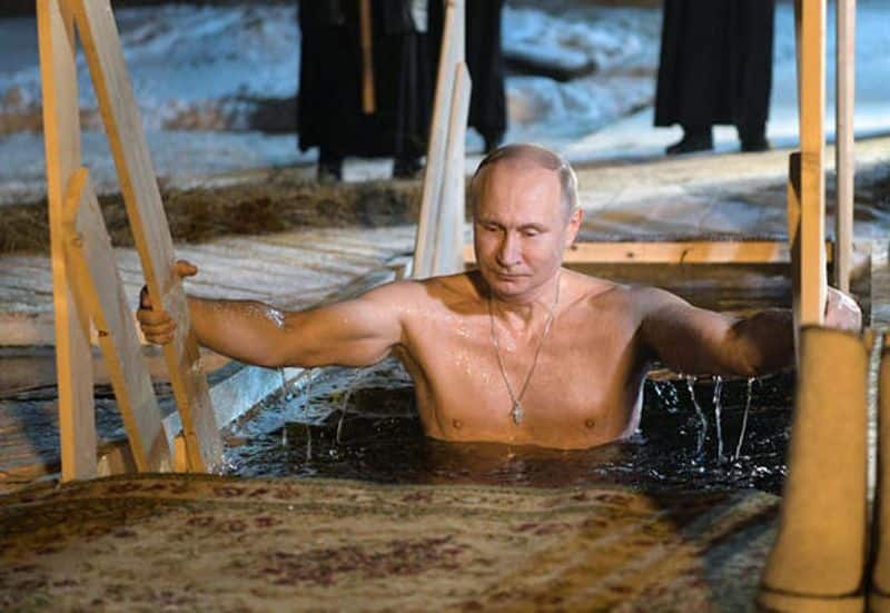 russia to enter Putin Age, as russians vote n block to keep the president till 2036