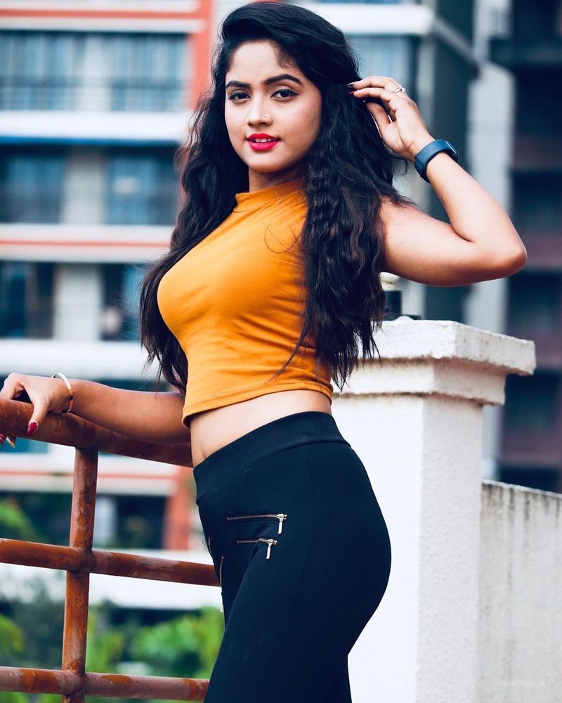 Nisha Guragain TikTok Star Personal Life Facts After 59 Chinese Apps Ban In India kpn