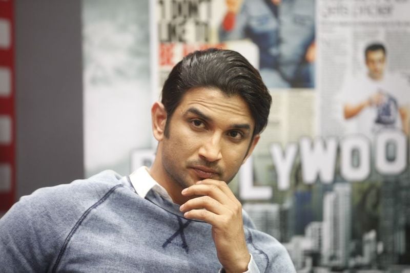 মৃত্যুর আগের তিনদিন অর্থাৎ ১১- ১৪ জুন পর্যন্ত তিনি কী কী করেছিলেন এবং খাওয়া-দাওয়া থেকে জীবনযাপন সম্পর্কিত সমস্ত কিছুই জিজ্ঞাসাবাদ চালাচ্ছে পুলিশ।