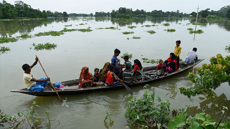 Monsoon india, Pictures showing the good and bad conditions of rain kpa