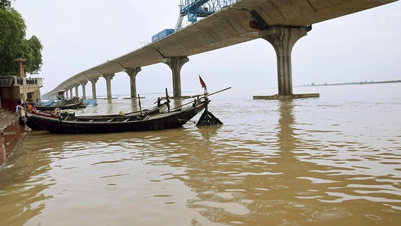 Monsoon india, Pictures showing the good and bad conditions of rain kpa