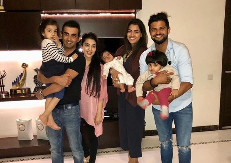 Soon after that there was news of Raina dating former Union minister Praful Patel's daughter Poorna. And on the other hand, Shruti had confirmed that she was dating London-based Michael Corsale.