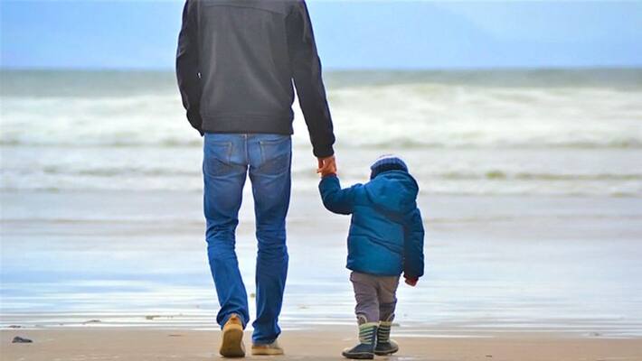 Chanakya Niti: If you want happiness and peace, then every father should take care of these things KPI Chanakya Niti: If you want happiness and peace, then every father should take care of these things KPI