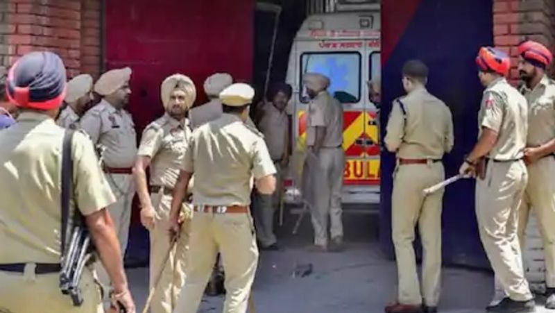 punjab news case filed against two kinner in gurdaspur kpr