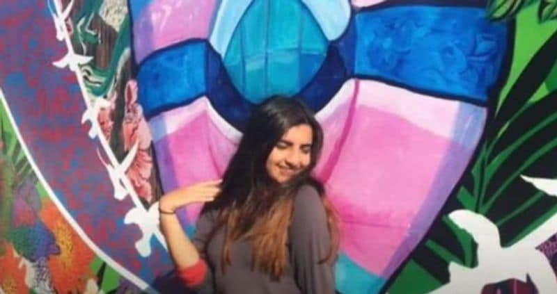 actor abbas daughter emira photo goes viral in social media