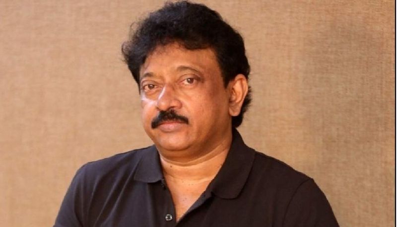 తన ఆఫీస్ విషయాన్నీ ఉదహరిస్తూ... తన వద్ద పనిచేసే వారిని రోజు ఆఫీస్ కి రావద్దని చెబుతానని అన్నాడు. ఆఫీస్ కి రావలిసిన అవసరం లేకుండా పని జరిగితే చాలని అన్నాడు. పని జరగడం ముఖ్యం. పని జరిగితే ఆఫీస్ కి రావలిసిన అవసరం లేదు కదా అని అన్నాడు. 