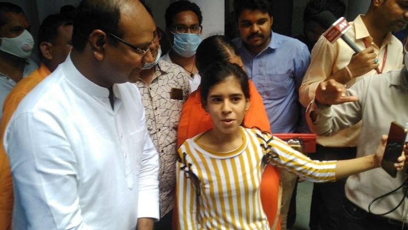 mp board 10th result 2020 10th class bhopal topper karnika mishra success story kpr