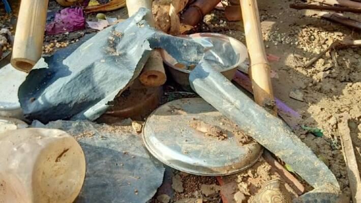 Huge bomb blast in Murshidabad suspecting terrorist activity TD Huge bomb blast in Murshidabad suspecting terrorist activity TD