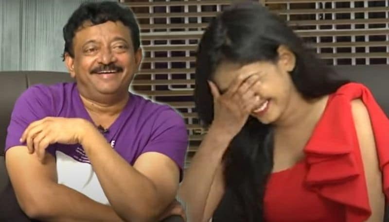 దీంతో వర్మను హ్యాండిల్ చేయలేక కొత్త యాంకర్లు తడబడుతున్నారు. ఇటీవల ఓ యాంకర్ను ముఖం మీదే నిన్ను బికినీలో చూడలని ఉంది అని చెప్పి షాక్ ఇచ్చాడు వర్మ. ఆ సమయంలో సిగ్గు పడినట్టుగా కవర్ చేసిన వర్మ కామెంట్స్ యాంకర్ ఏం రిప్లై ఇవ్వాల్లో అర్ధం కాక తెగ ఇబ్బంది పడిపోయింది.