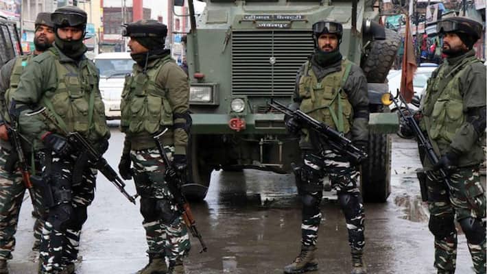 India army jawan martyred in Pulwama encounter informs security forces India army jawan martyred in Pulwama encounter informs security forces