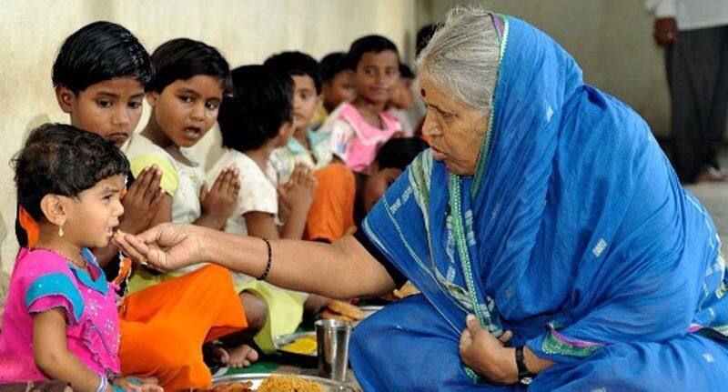Sindhuthai the mother of more than 1400 orphans