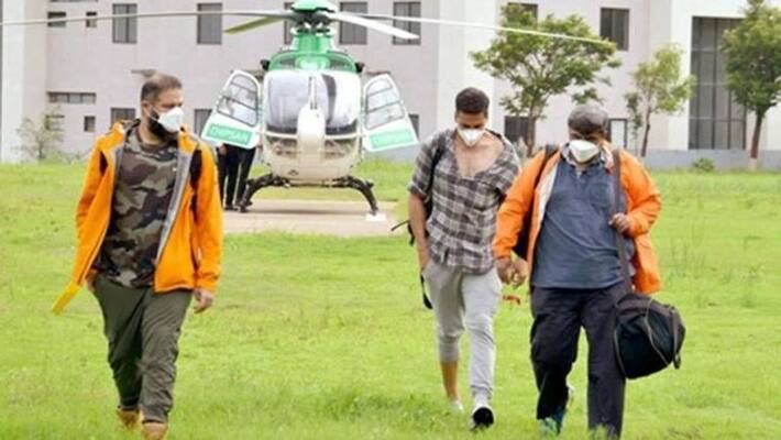 dispute over akshay kumar visit to nashik by helicopter maharashtra goverment investigate KPJ dispute over akshay kumar visit to nashik by helicopter maharashtra goverment investigate KPJ