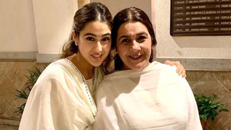 saif ali khan daughter sara ali khan reveals mother amrita singh big secret here the truth KPJ