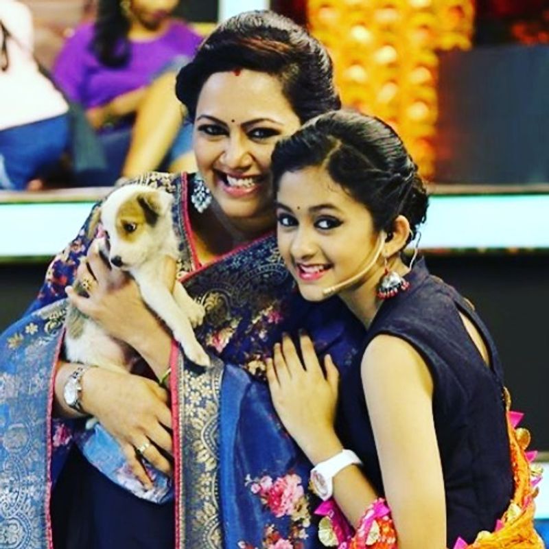 இந்நிலையில் கடந்த இரண்டு வாரத்திற்கு முன் திடீர் என இவர் போட்ட பதிவு, இவரது ரசிகர்கள் மற்றும் இவரை நன்கு அறிந்த பிரபலங்களையும் கவலையடைய வைத்தது. 