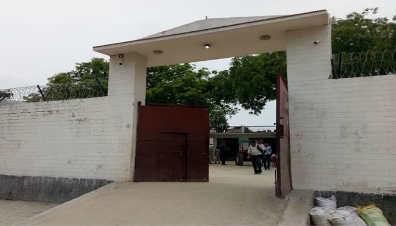 Kanpur encounter: Vikas Dubey picked up gunpowder, gunpowder in the wall of his house ASA