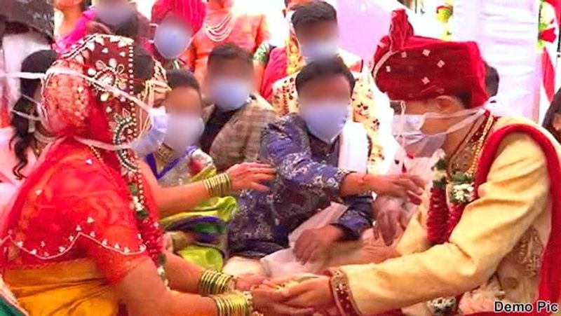 bride and groom quarantined after marriag report corona positive kpr