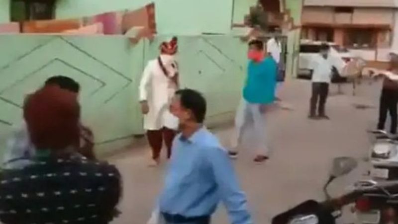 bride and groom quarantined after marriag report corona positive kpr