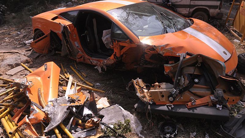 Accident photos, pictures showing of accidents in India kpa