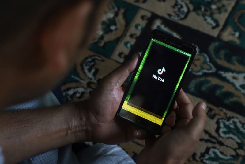Calls for TikTok to be banned in Australia over Chinese spying fears KPP