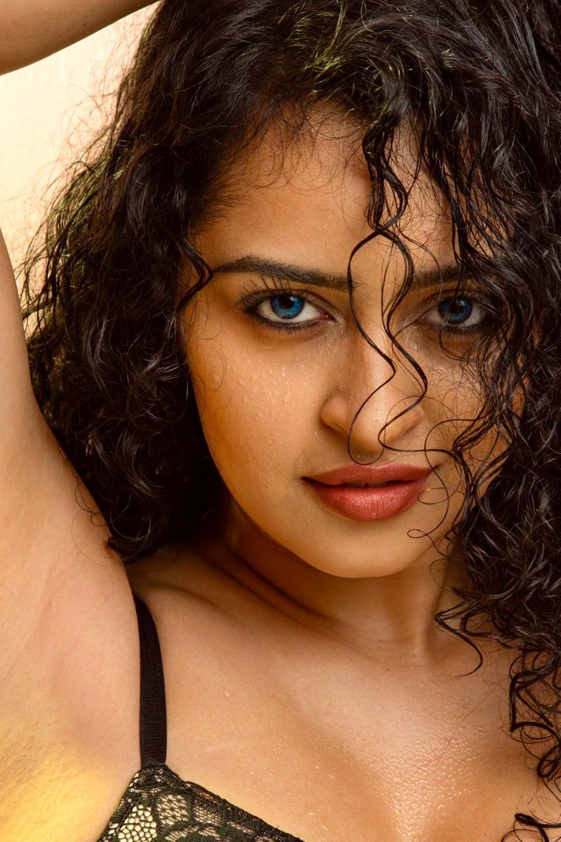 Ram Gopal Varma Next Movie Thriller Heroine Apsara Rani Photos