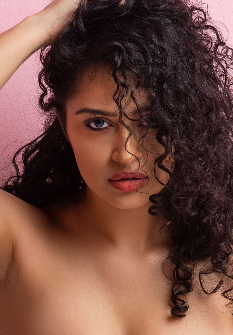 Ram Gopal Varma Next Movie Thriller Heroine Apsara Rani Photos
