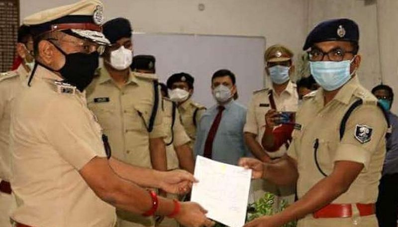 English teacher turned dacoit in retaliation for beating friend, robbed 52 lakhs from PNB ASA