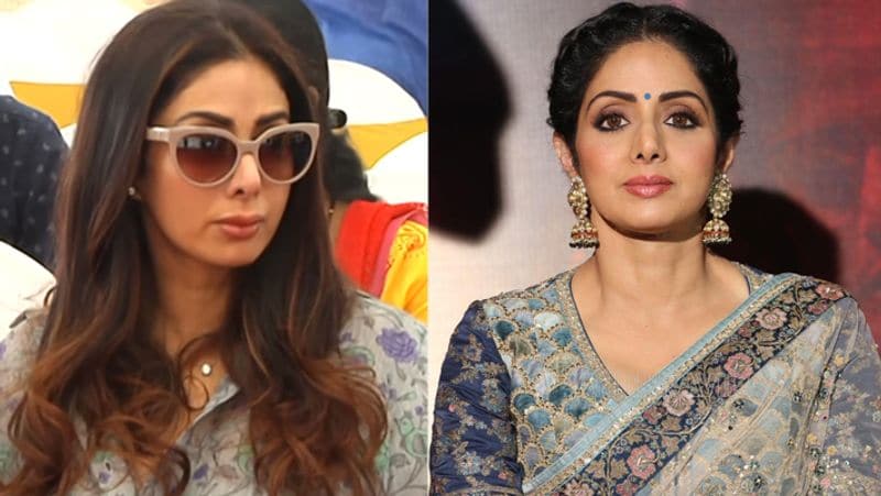 sridevi film mom completed three year of release actress done plastic surgery to look beautifull KPJ