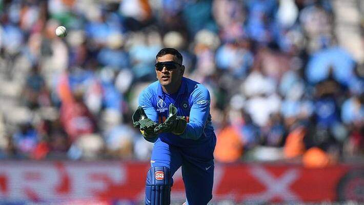 MS Dhoni has told Sanjay Manjrekar how long he will play international cricket spb MS Dhoni has told Sanjay Manjrekar how long he will play international cricket spb