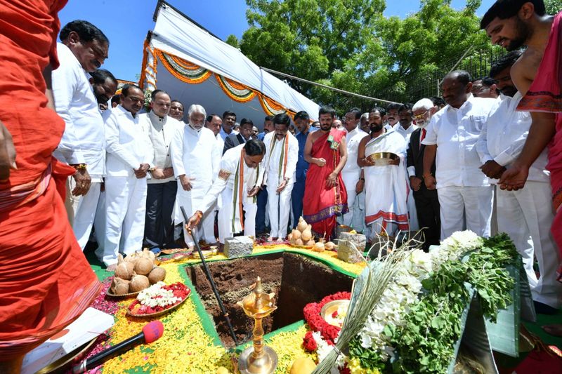 new secretariat bulding foundation programe at telangana in 2019