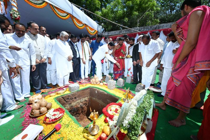 new secretariat bulding foundation programe at telangana in 2019