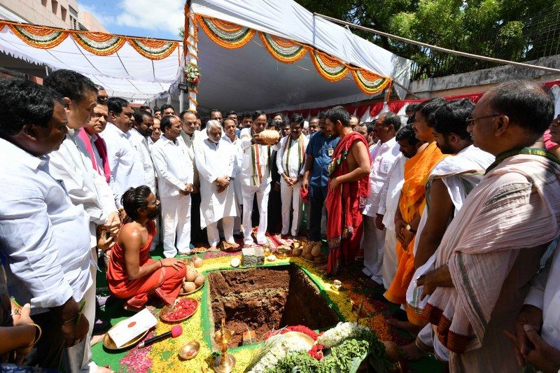 new secretariat bulding foundation programe at telangana in 2019