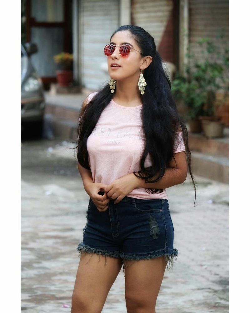 Tik Tok star Sameeksha Sud Facts and profiles 59 Chinese apps banned in India kpn